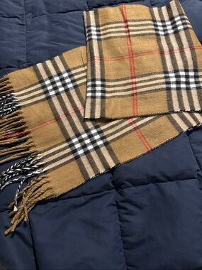Classic Camel Plaid Women’s Scarf - Tan Check Pattern